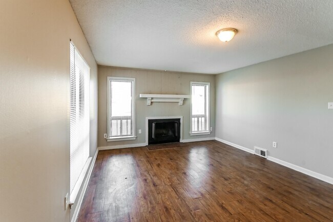 Building Photo - 4193 Sevella Rd