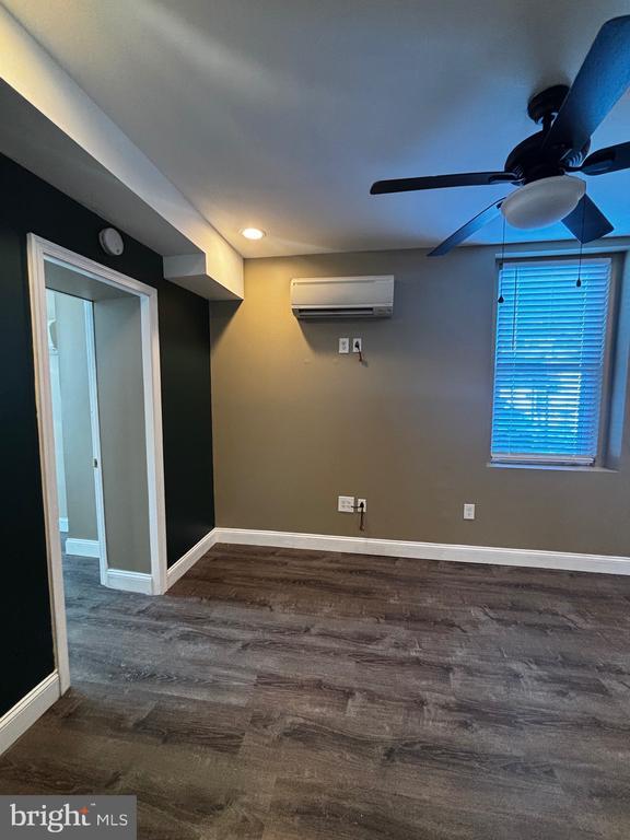 Foto del edificio - 208 4th Ave