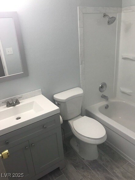 Foto del edificio - 4972 Larkspur St