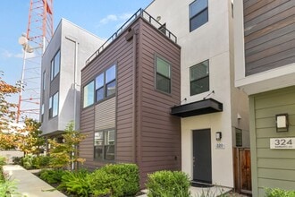 Building Photo - 320 Barbato Ln