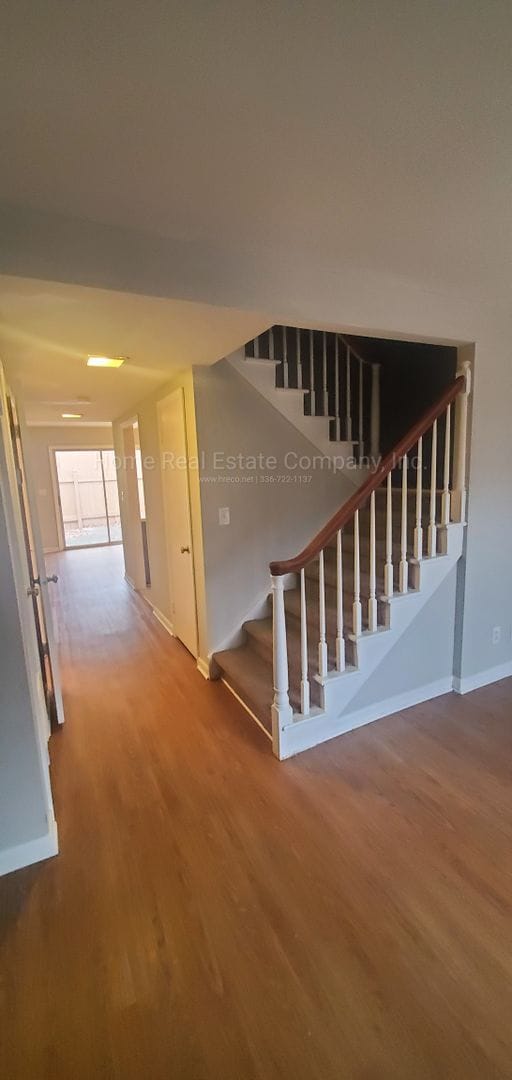 Building Photo - 1441 Brookwood Dr