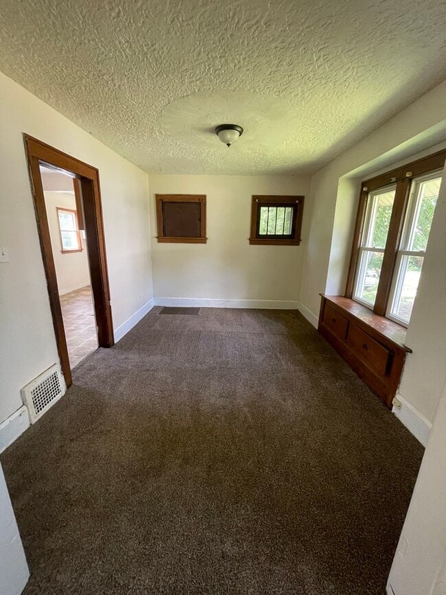 Building Photo - 804 Aberdeen St