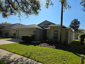 Building Photo - 730 Straw Lake Dr