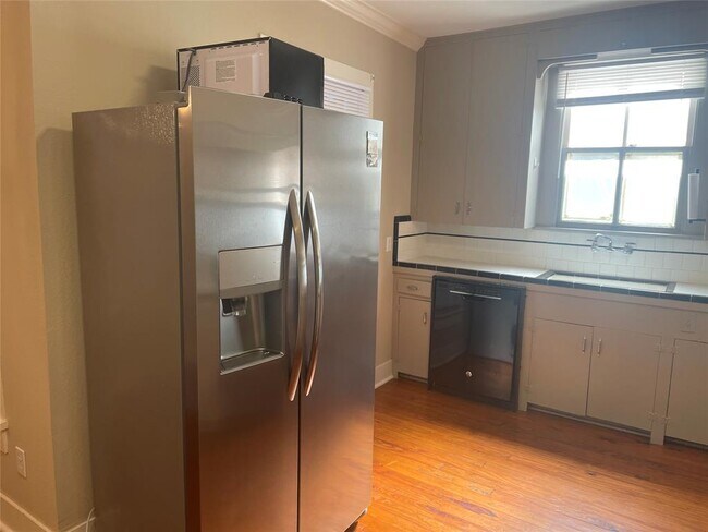 Foto del edificio - 1216 Postoffice St