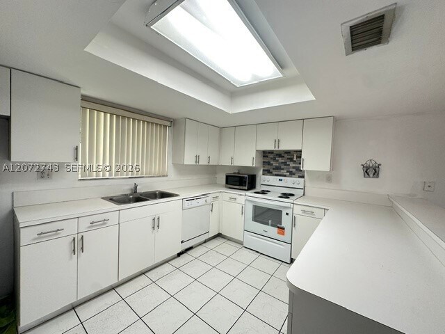 Foto del edificio - 14909 SW 80th St