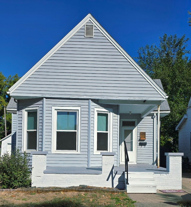 Building Photo - 439 W Vine St