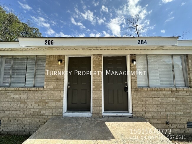 Foto del edificio - Duplex in Jacksonville for Rent!