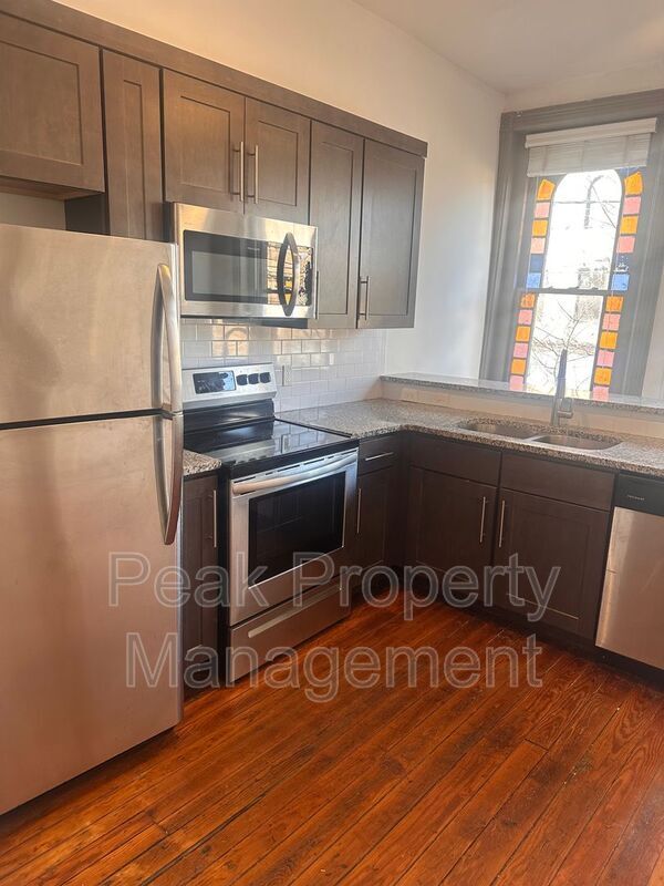 Foto del edificio - 1204 Hull Street Rd