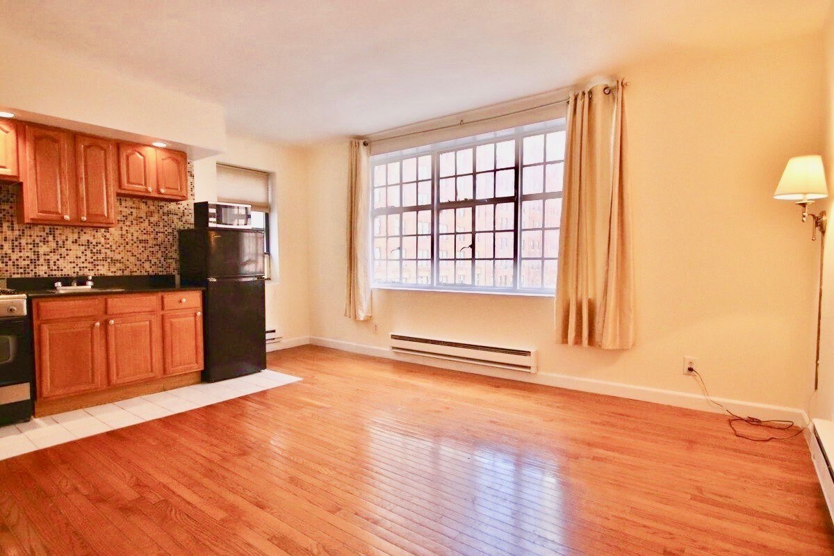 130 E 37th St, New York, NY 10016 Apartments in New York, NY