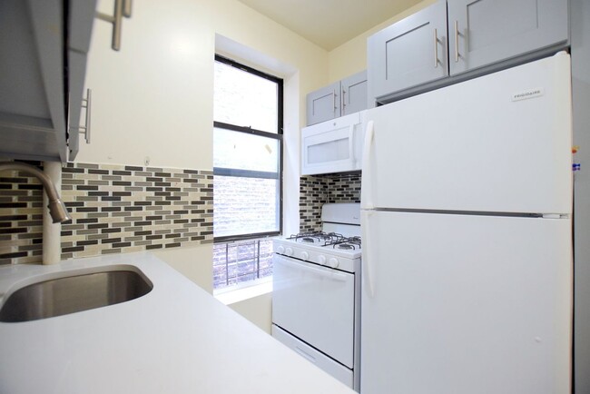 Foto del edificio - 112 E 116th St