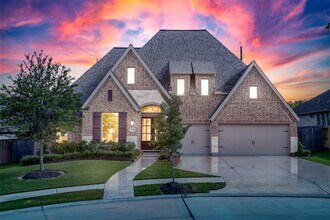 Building Photo - 5439 Farm Hill Way