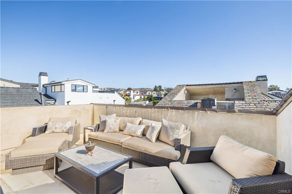 Foto principal - 607 1/2 Narcissus Avenue, Newport Beach, C...