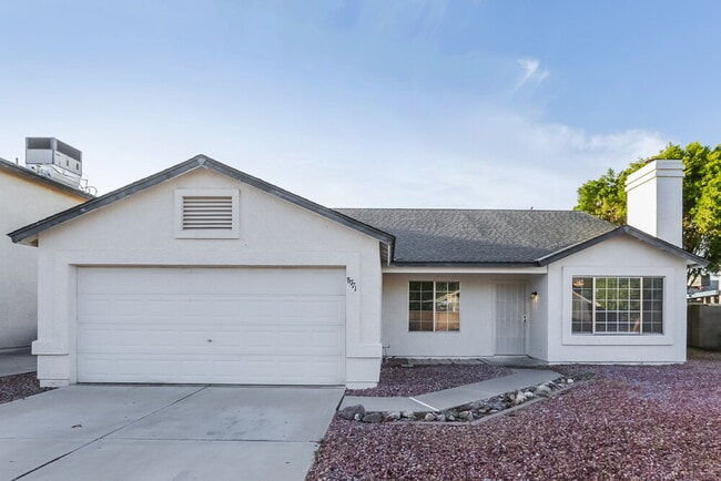 Building Photo - 8771 W Ocotillo Rd