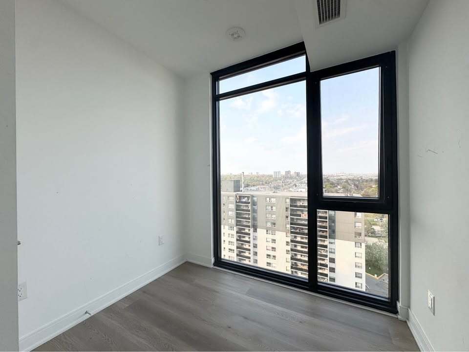 Primary Photo - 2 Bed 2 Bath - Apartment