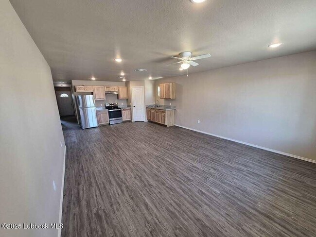 Foto del edificio - 4103 E 61st St