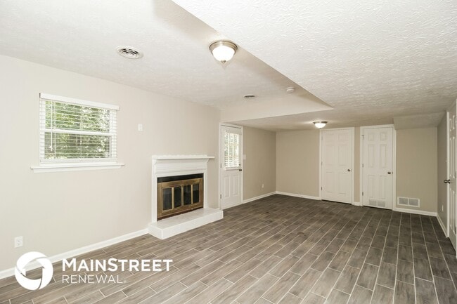 Building Photo - 145 Green Hill Ct SW