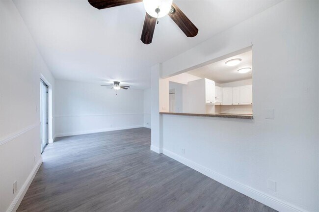 Foto del edificio - 8059 SW 18th Ct