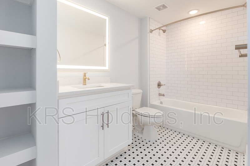 Foto del edificio - 306 N Road St