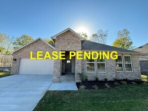 Building Photo - 156 N Yona Ln