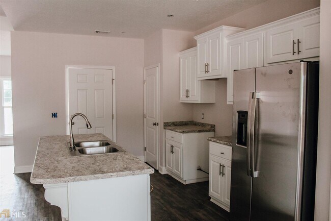 Foto del edificio - 103 High Cotton Dr