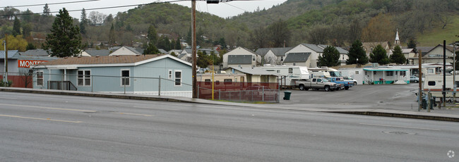 Foto del edificio - Roseburg Mobile Home & RV Park