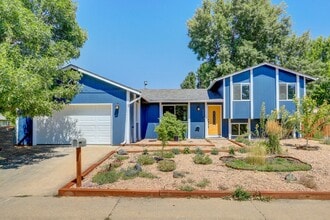 Building Photo - 19065 W 59th Dr