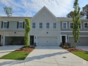 Building Photo - 125 Priestwood Ln