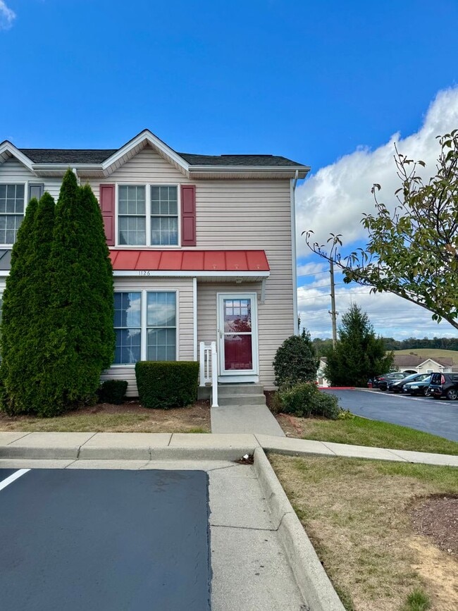 Building Photo - 1126 Thomas Paine Dr