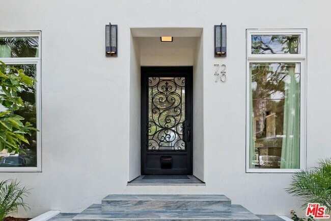 Foto del edificio - 7270 Waring Ave