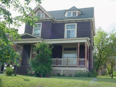 Primary Photo - 1427 E 1st St