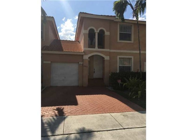 Foto del edificio - 2320 NW 162nd Way