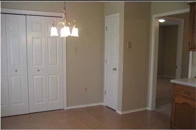 Building Photo - 10262 Williford Dr