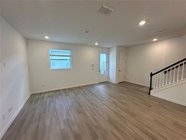 Foto del edificio - 6541 Cyrils Dr