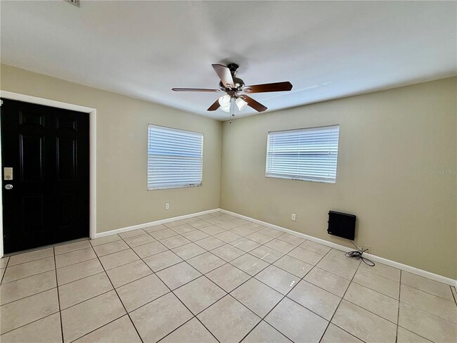 Building Photo - 6813 S Cortez Ave