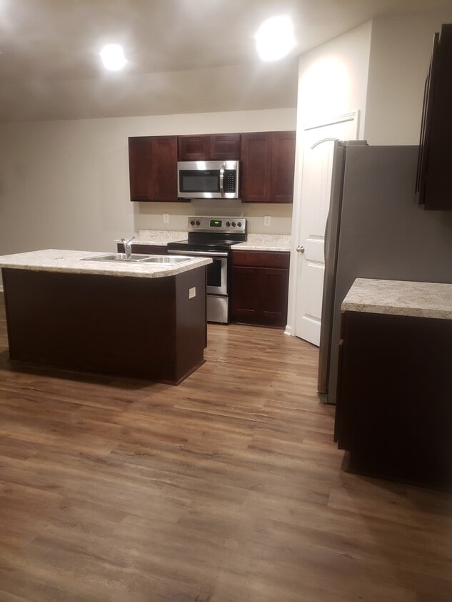 Building Photo - 47407-0 Myra Cv