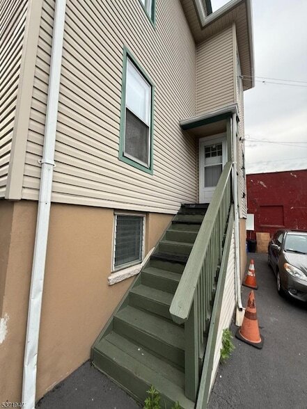 Photo - 318 Washington Ave Apartment