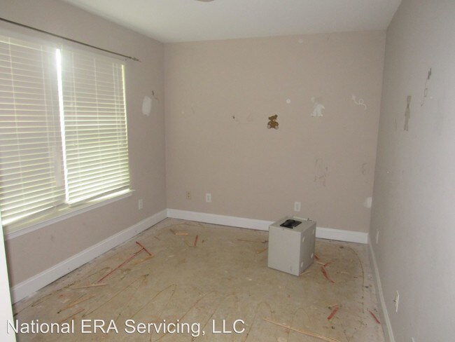 Building Photo - 202 Peppertree