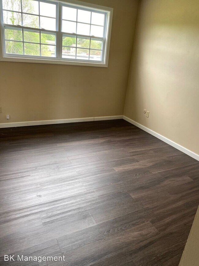 Foto del edificio - 843 N U.S. 41