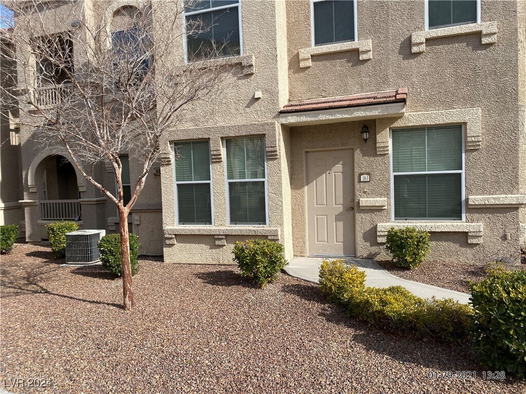 Primary Photo - 10550 W Alexander Rd
