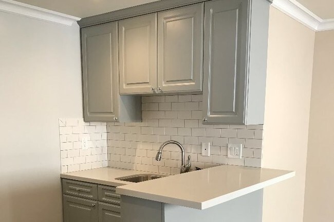 Foto del edificio - 748 12th St