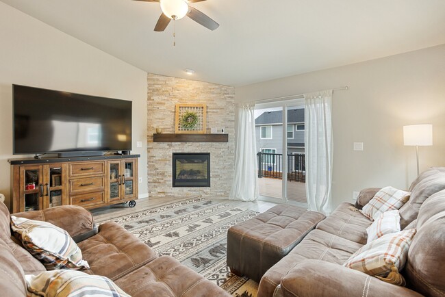 Building Photo - 2607 Shawnee Dr