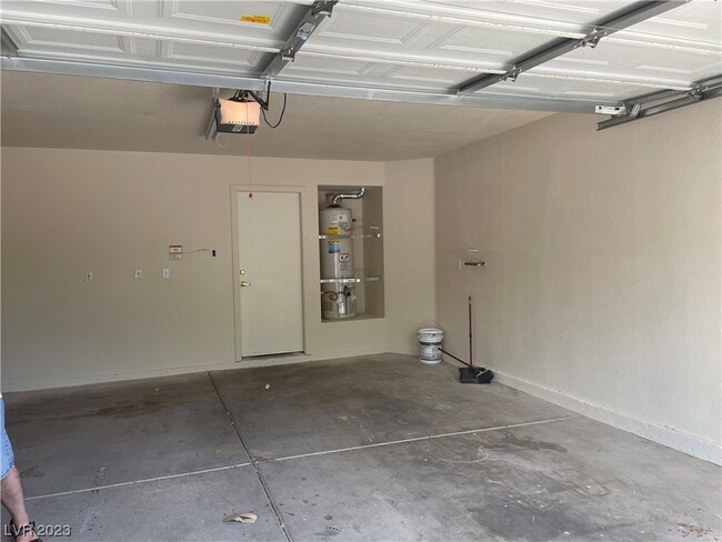 Building Photo - 2400 Miki Ct