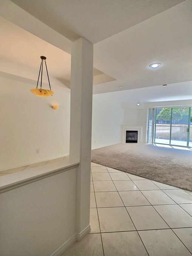 Foto principal - Paseo Plaza Condo For Rent in the Heart of...