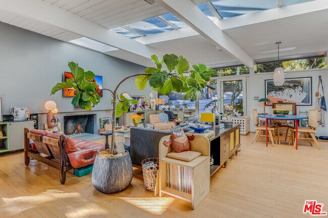 Foto del edificio - 7979 W Willow Glen Rd