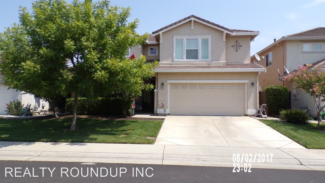 Primary Photo - 9833 Pipit Way