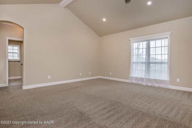 Foto del edificio - 7309 Providence Dr