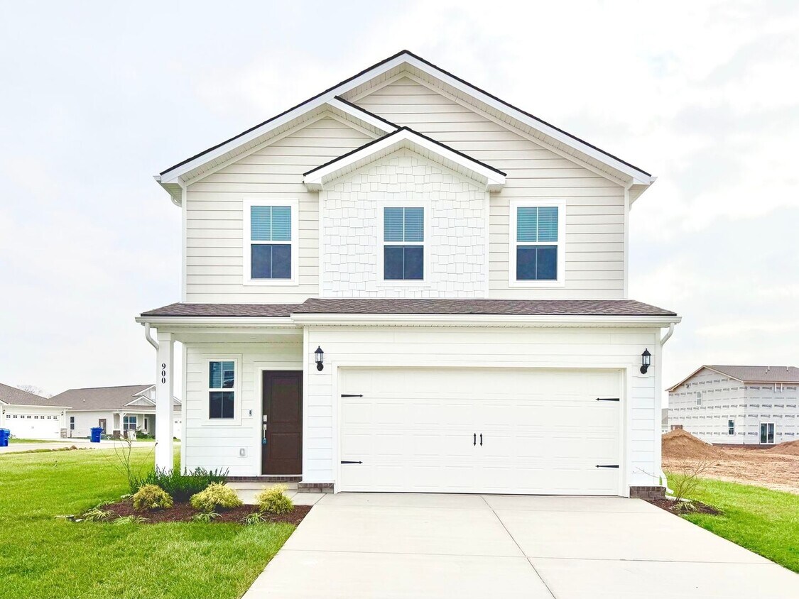 Primary Photo - 900 Moray Ln