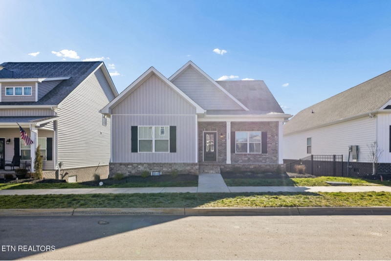 Photo - 122 Roseberry St (Oak Ridge, TN)
