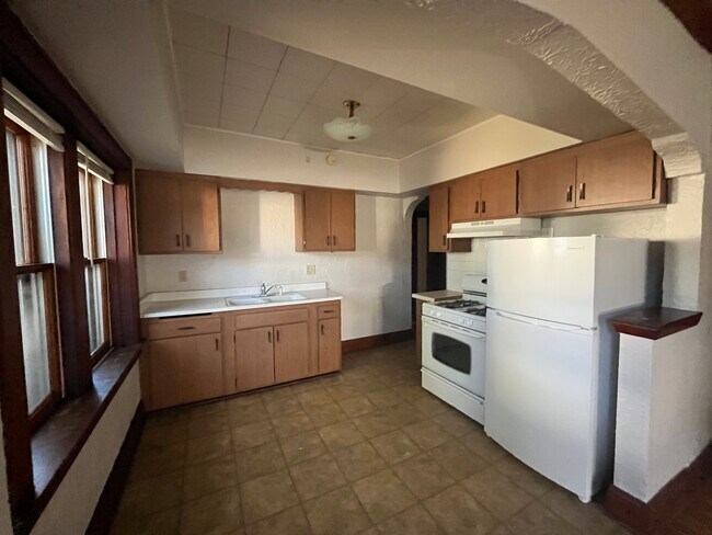 Foto del edificio - 5215 S Lake Dr