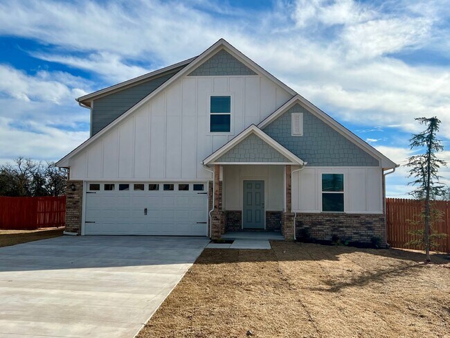 Foto del edificio - Brand New Construction 4 Bedroom 3 Bathroo...